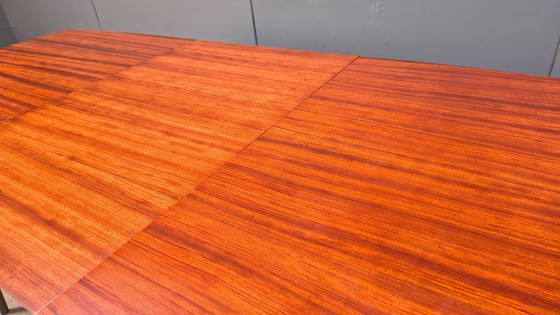 Image 1 of Uitschuifbare eettafel van Alfred Hendrickx voor Belform, jaren 1950.
