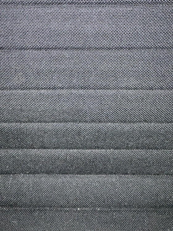 Image 1 of 6 Vitra Eamesstoelen