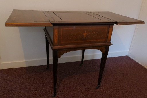 table à thé en acajou