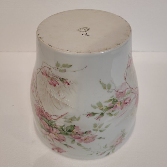 Image 1 of Floral design cache pot, Limoges porcelain, 60&#39;s - France