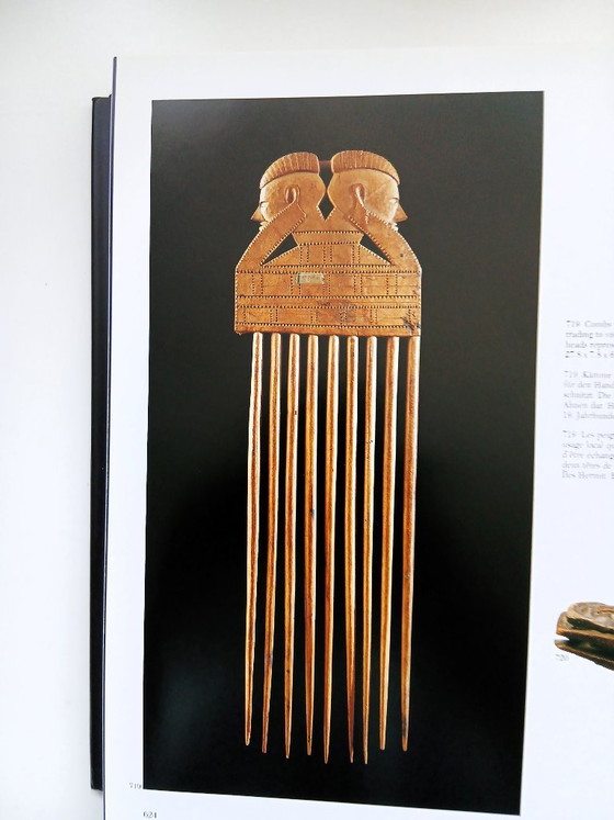 (W033) Book Oceanic Art – Mythical Masks & Artifacts from the South Pacific – Konemann, Coffee table books (photo 15 of 15)