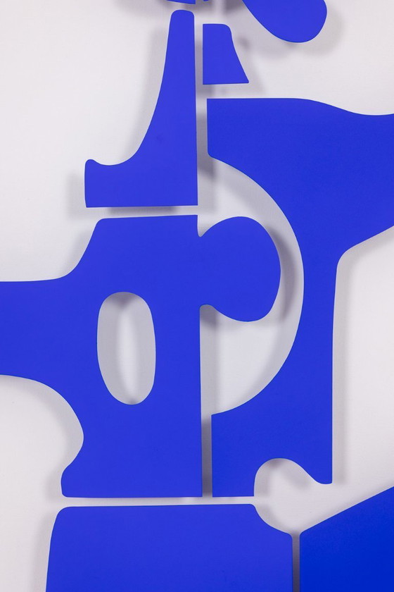 Image 1 of Antonine de Saint Pierre, blau lackiertes Metallschild. Zeitgenössisch.