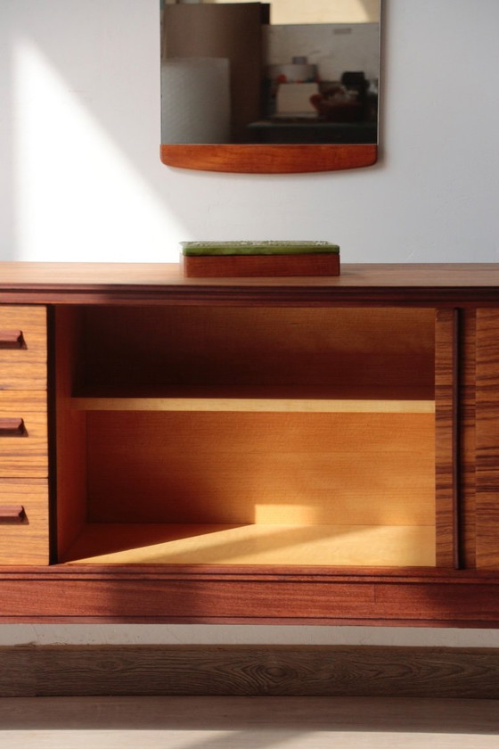 Image 1 of White & Newton Scandinavisch teakhouten dressoir | Vintage design uit de jaren 60