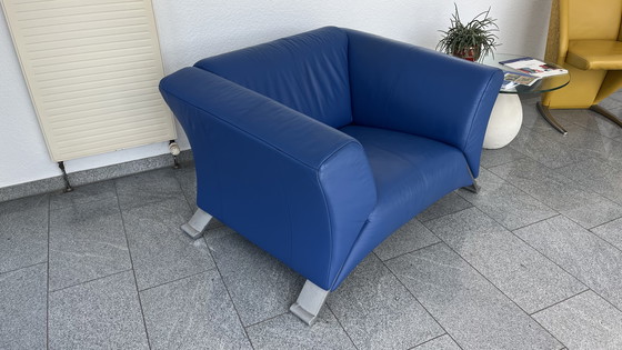 Image 1 of Sedia lounge design Rolf Benz tipo 322 bassa in pelle blu