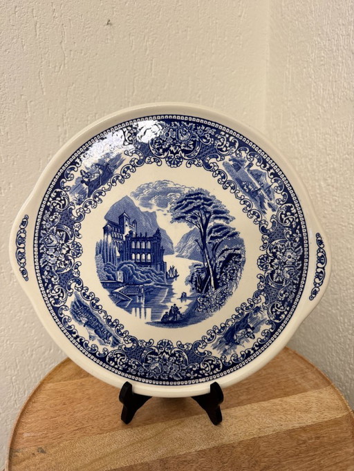 Royal Sphinx "Cambridge, Old England" serving dish in mint condition