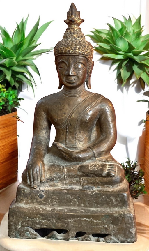 Bouddha assis en bronze patiné, Birmanie XIXe s  