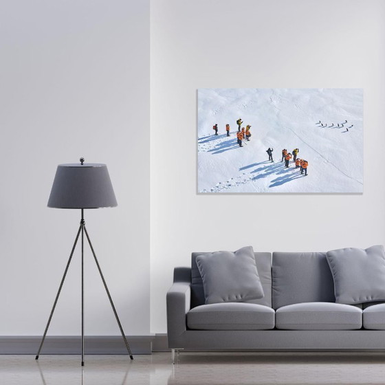 Image 1 of Mike Louagie / 'State Visit' (Antarctica) op hoogwaardig Dibond paneel