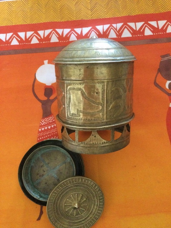 Image 1 of 2 Ghanaian Forowas