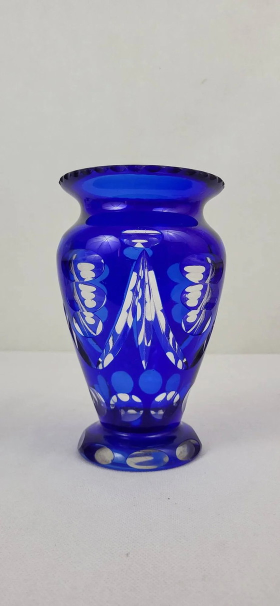 Cobalt blue crystal vase, Czechoslovakia – Glass (photo 3 of 7)