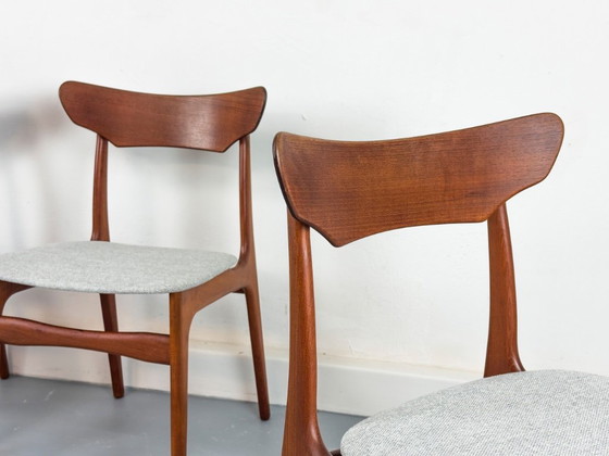 Image 1 of Sillas de comedor danesas de teca de Schionning & Elgaard, década de 1960, juego de 4