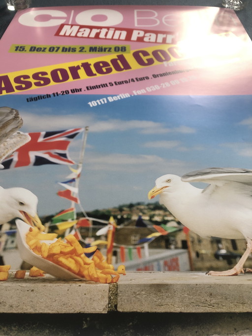 Originele Martin Parr tentoonstellingsaffiche. C/O Berlijn 2008. Mint conditie. 60 x 42cm / 16.5 in x 23.4 in