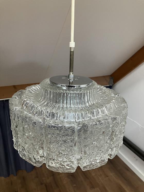 Image 1 of Vintage IJsglas Hanglamp van Glashutte Limburg Duitsland