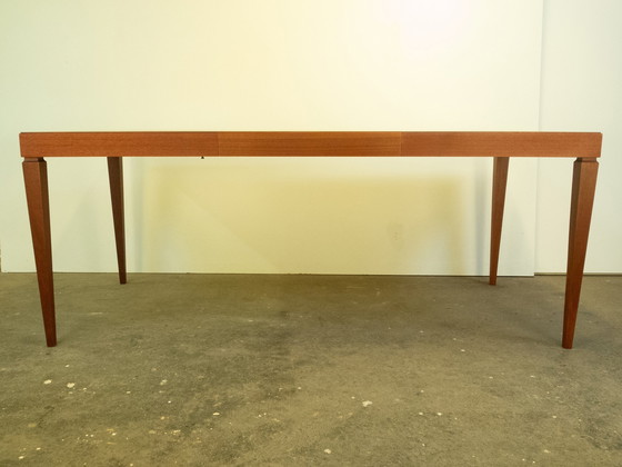 Image 1 of Table de salle à manger extensible, teck, années 1960