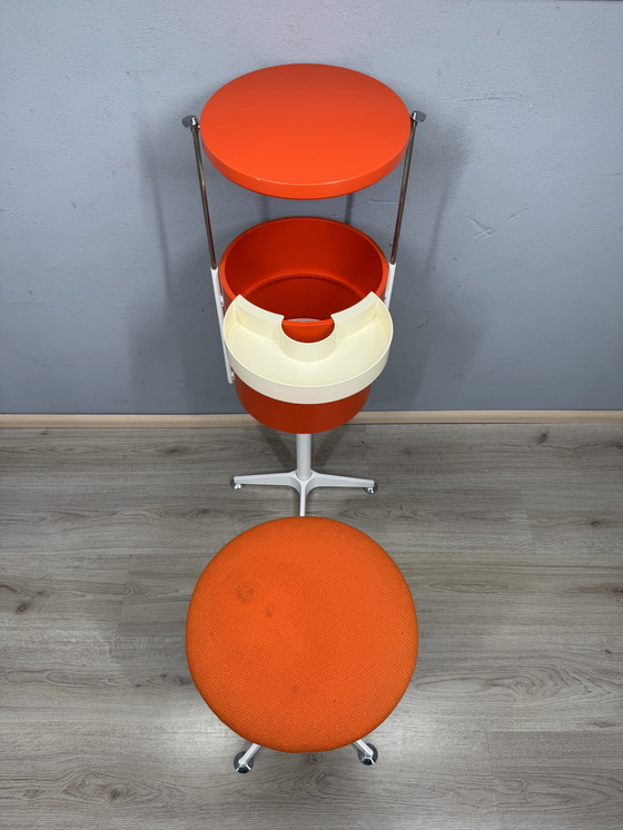 Image 1 of Tocador retro de la era espacial con taburete – Diseño Bremshey – Años 70