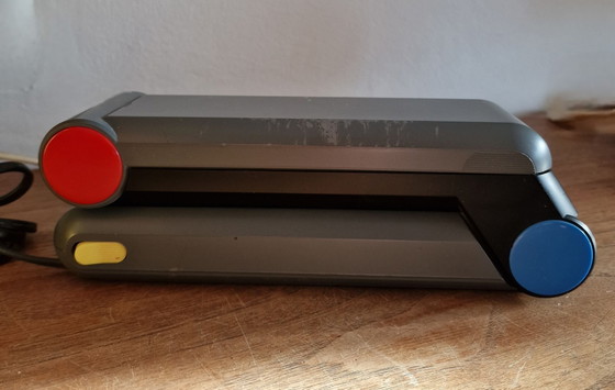 Lampada Philips Z Shigeaki Asahara stile Memphis, Lampade da tavolo, Plastica, Multicolore (foto 4 di 10)