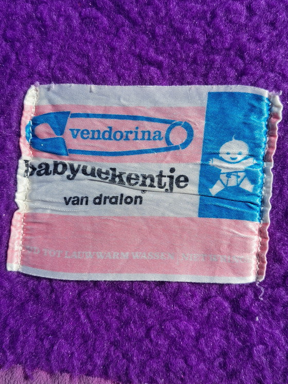 Image 1 of Vintage Paarse Babydeken Van Dralon – Bambi Design – Vendorina