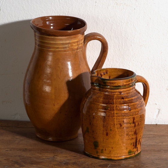 Coppia di brocche antiche in ceramica smaltata, Europa Centrale, circa 1920, Stoviglie, Marrone (foto 12 di 12)