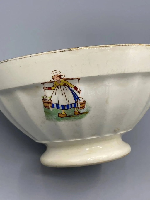 Vintage Digoin and Sarreguemines Bowl, Pastoral Milkmaid Decor, French Faience – decoratieve objecten (photo 2 of 4)