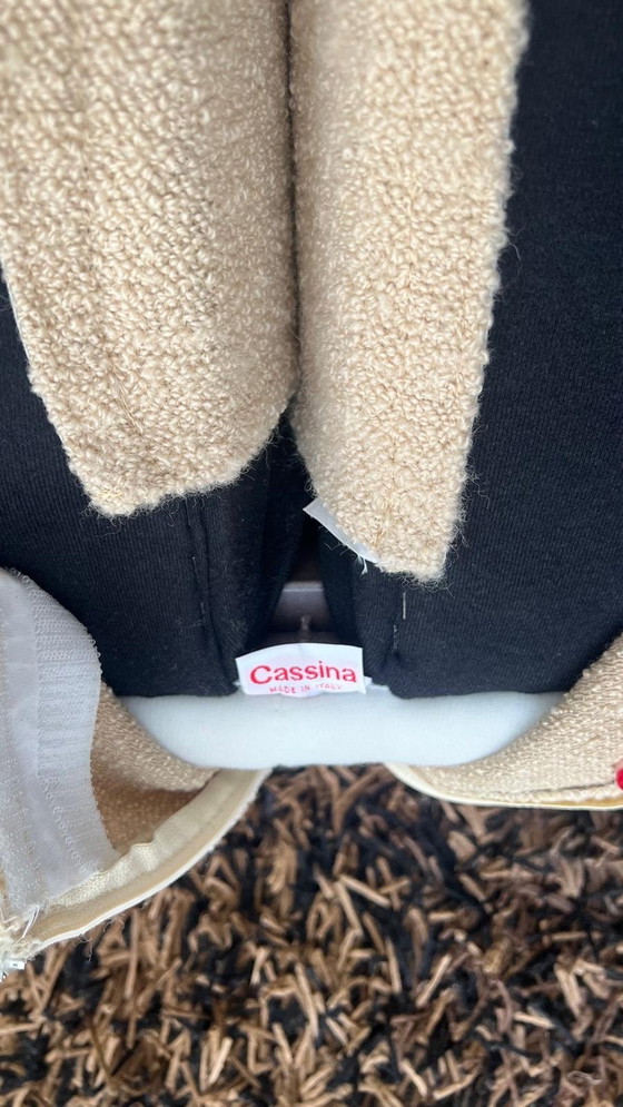 Image 1 of Cassina bank