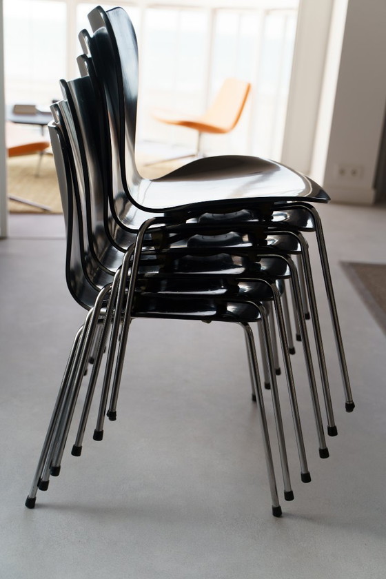 Image 1 of 6 chaises papillon + table Superellips par Arne Jacobsen pour Fritz Hansen