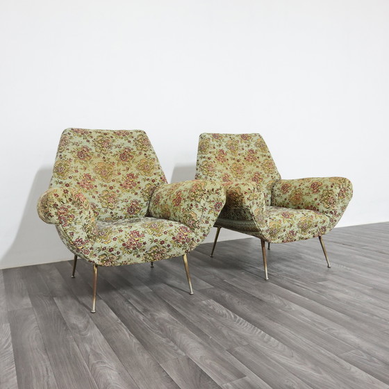 Image 1 of Gigi Radice para Minotti Par de sillones del modernismo de mediados de siglo de la década de 1950