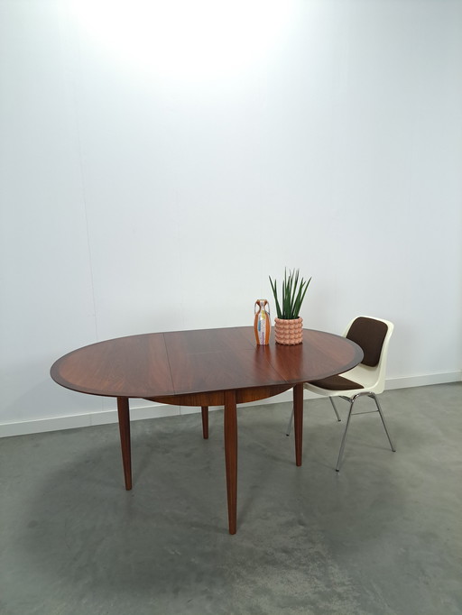 Vintage Design Extendable Rosewood Lübke Round Table