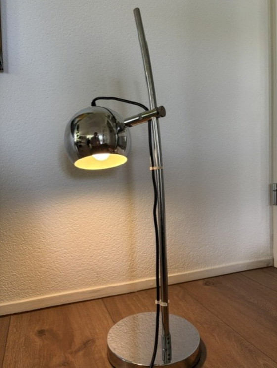 Space Age 70s chrome desk/table lamp – Metal (photo 2 of 10)