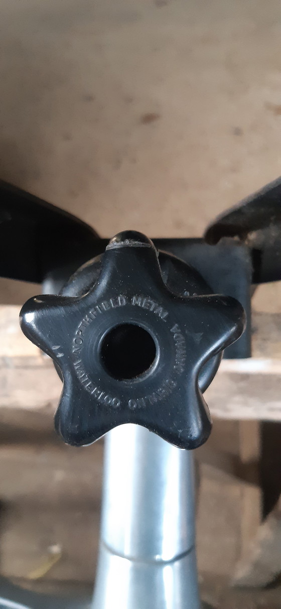 Image 1 of Fauteuil lounge et son ottoman 