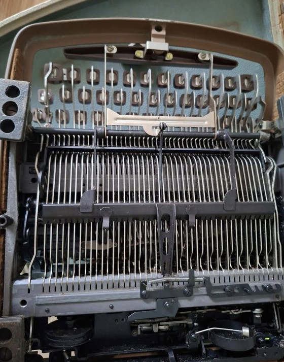 Image 1 of Machine à écrire Rheinmetall KST RDA 1960, machine à écrire vintage, style années 60