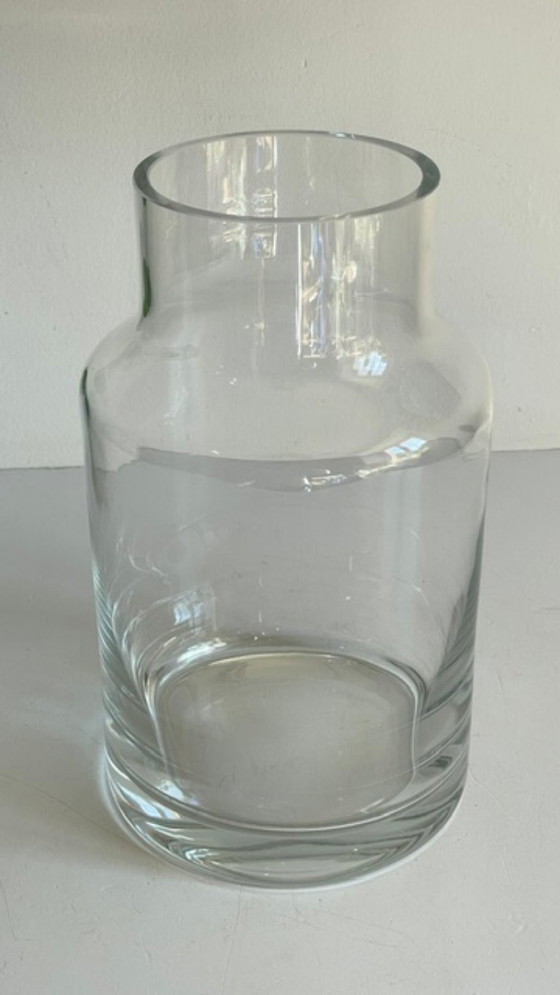 Jarrón de Diseño de Cristal Contemporáneo – Jarrones, Glass (photo 3 of 20)