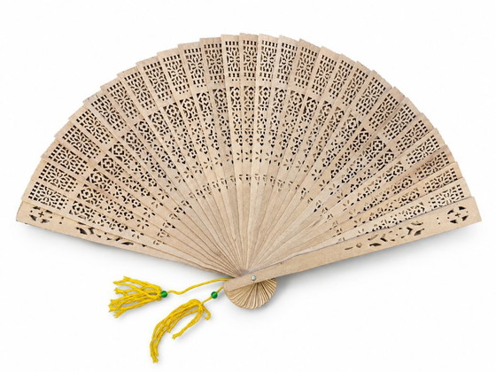 Lot de 4 éventails de production espagnole des années 50 – Objets déco, Wood, Cotton (photo 3 of 5)