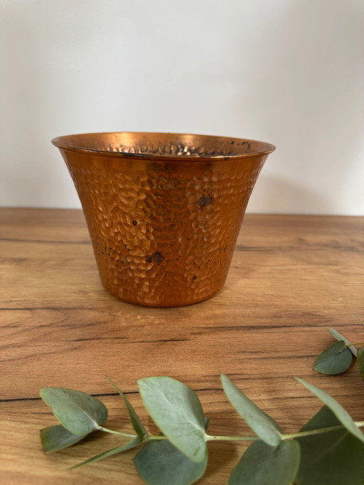 Vintage copper cachepot