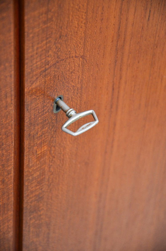 Image 1 of Vintage teakhouten ladekast, dressoir/kast met planken, midden 20e eeuw, jaren 60/70.