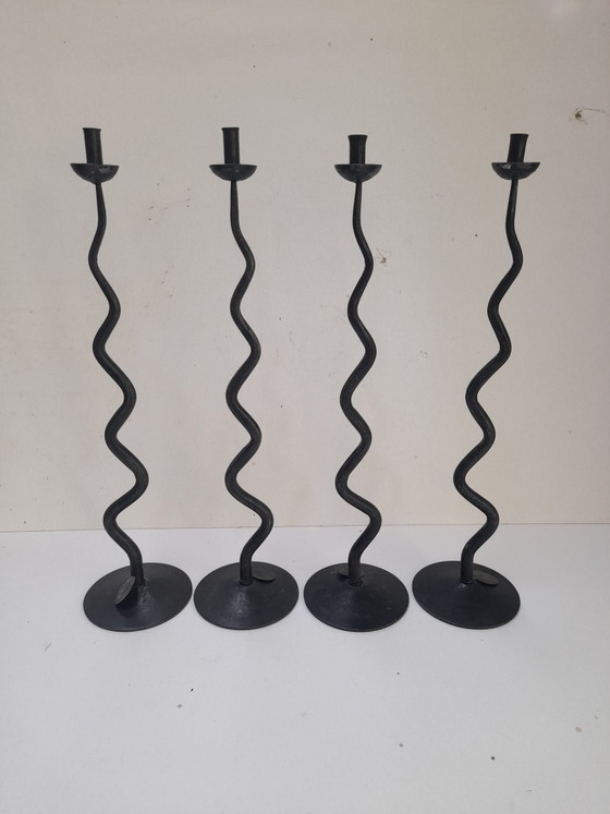 Image 1 of 4 candelabros ondulados de Hysteria de los años 80