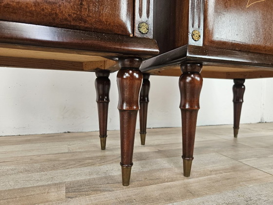 Coppia di comodini in rovere anni '60 con piani in vetro – Wood (photo 16 of 17)