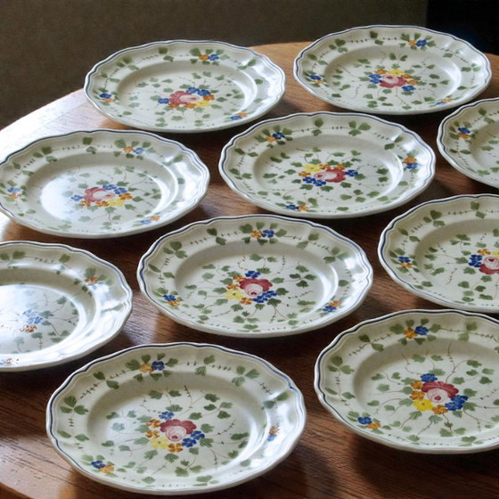 Image 1 of 10 grandi piatti antichi da collezione Longchamp "Nemours", dipinti a mano