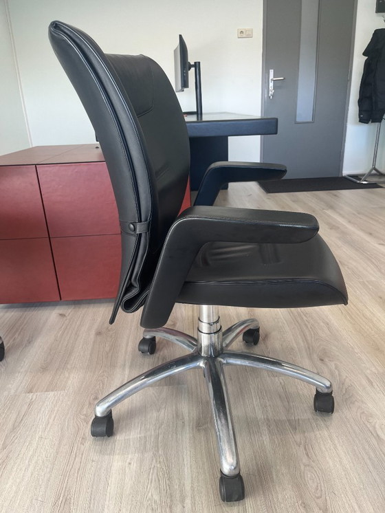 Image 1 of 2x Poltrona Frau „Brief Meeting“ Design-Bürostühle – Emilio Ambasz – Italienisches Design