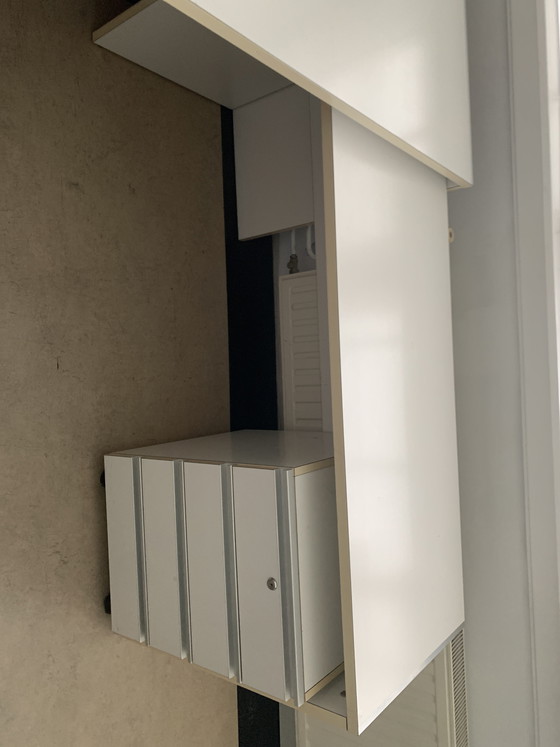 Image 1 of Neolt jaren 60 bureau