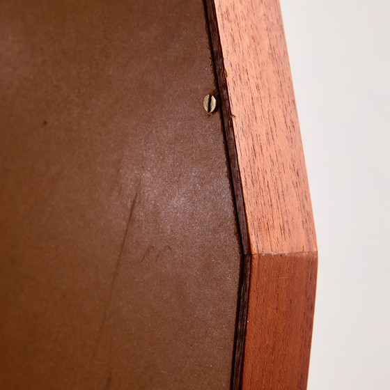 Image 1 of MK11168 Miroir hexagonal encadré en teck