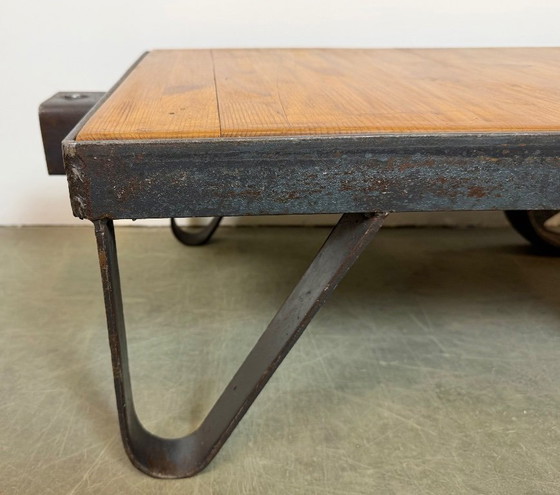 Image 1 of Carrito de mesa de centro industrial negro, década de 1960.