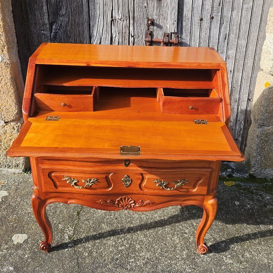 Image 1 of Vintage secretair bureau/kantoorkast/ladekast van kersenhout in Louis XV-stijl - jaren 80