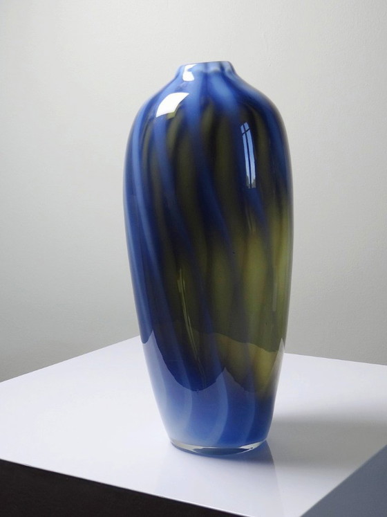 Image 1 of Vintage Murano glass vase lined with opaline glass, soap bubble design