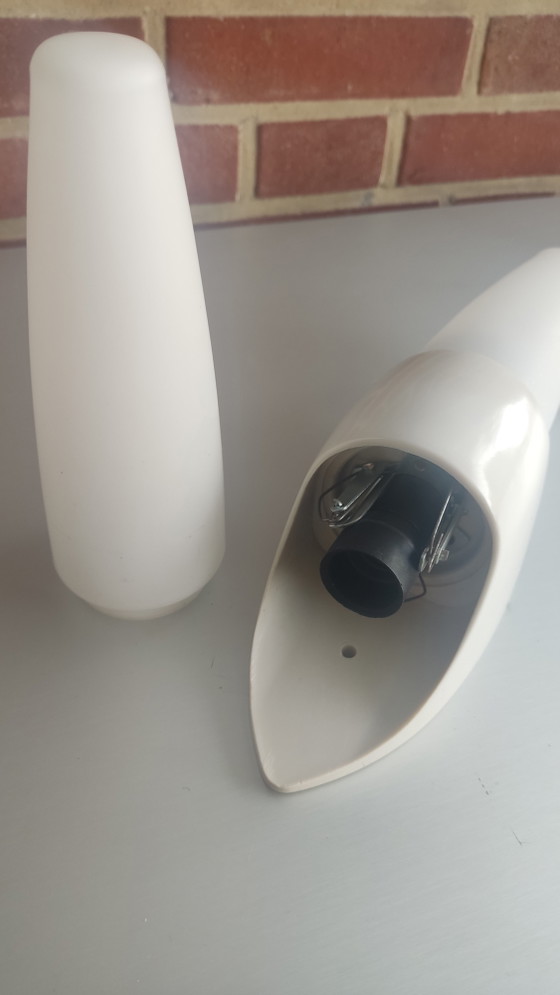 Image 1 of Bo Niko wall lamp frosted opal glass