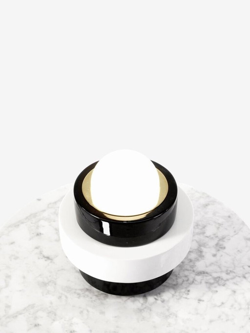 Casalto Vendome Designer-Tischleuchte aus Keramik – Messingdetails