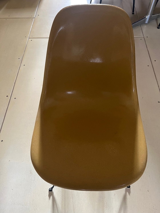 Image 1 of 4X Original Eames For Herman Miller Fiberglass Dsr Side Chair Ochre Light With (New) Black Eiffel Tower Base.