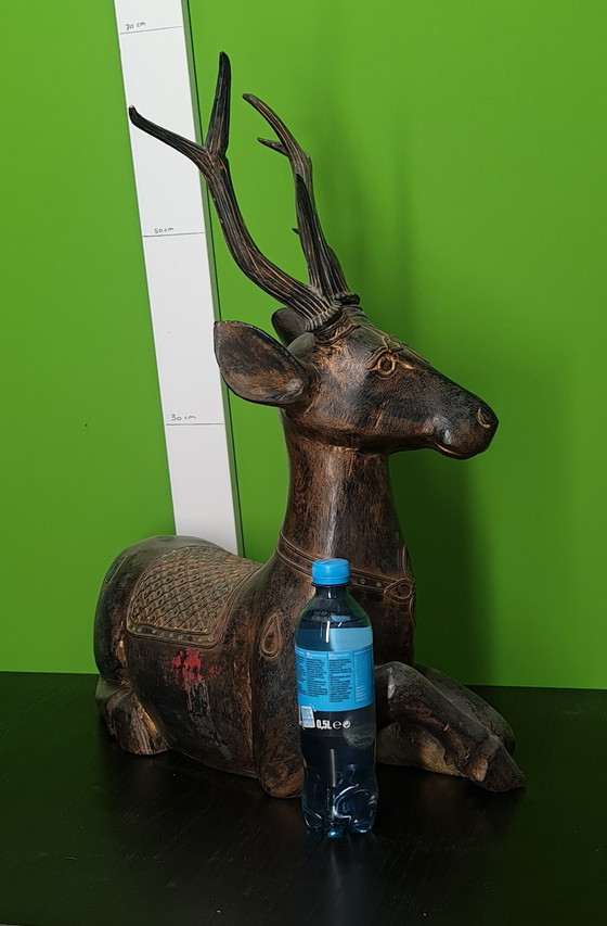 Image 1 of Hölzerne liegende Hirsche