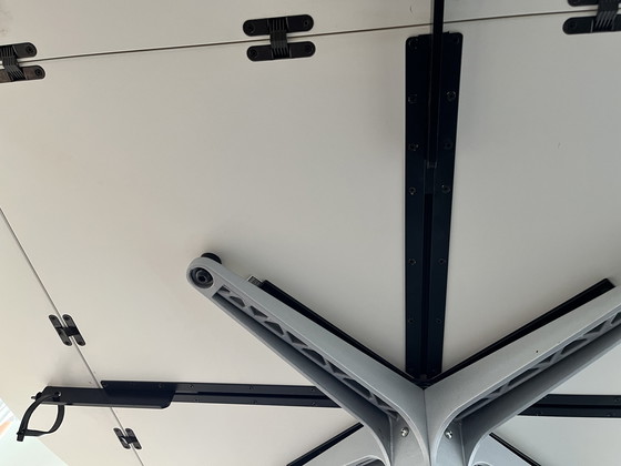 Image 1 of Zanotta Radice Quadra table blanc