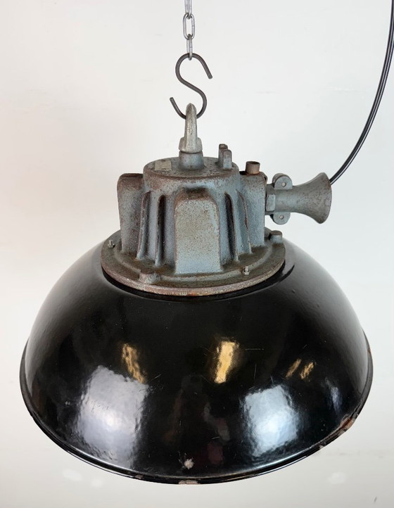 Image 1 of Industriële kooilamp van zwart emaille en gietijzer, jaren 60
