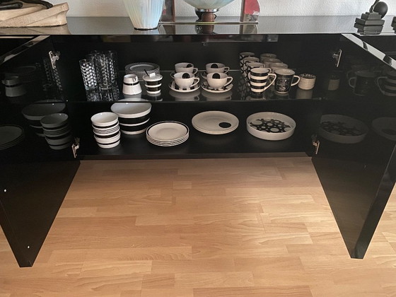 Image 1 of Credenza nera lucida