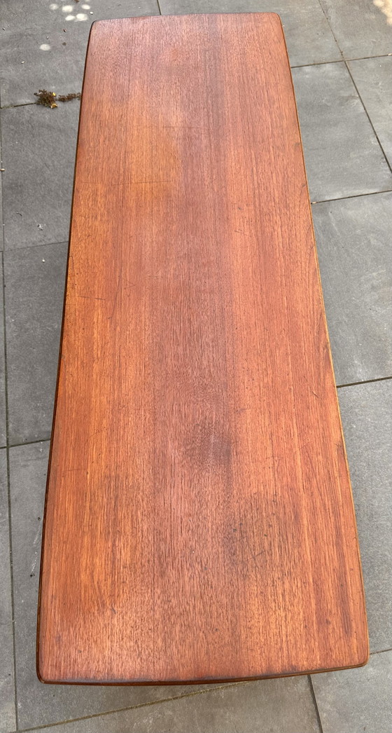 Image 1 of Salontafel toegeschreven aan Louis van Teeffelen